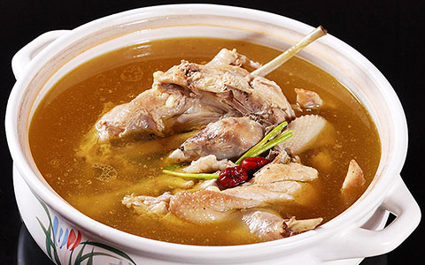 清炖土鸡汤