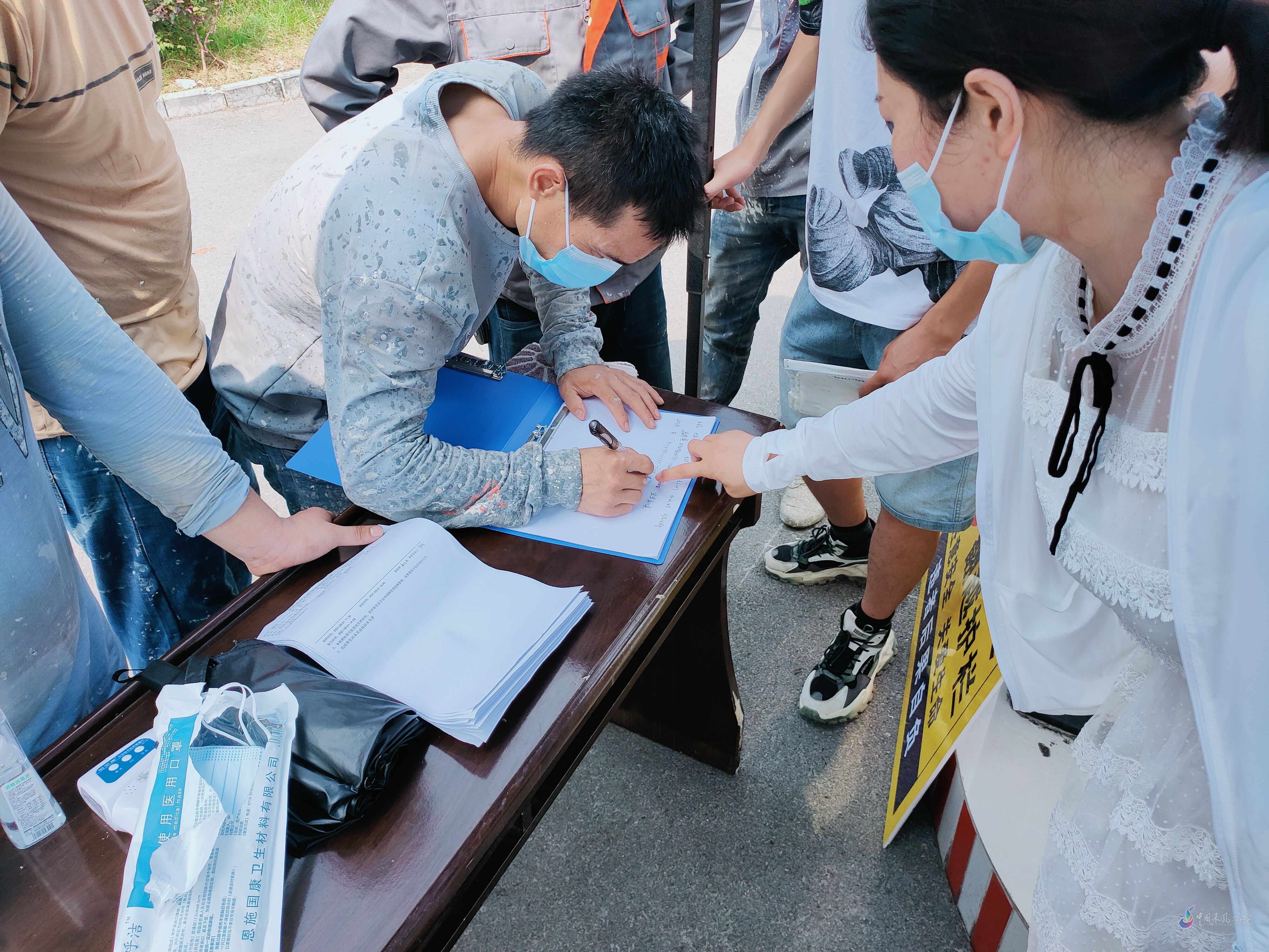 疫情防控我们在行动